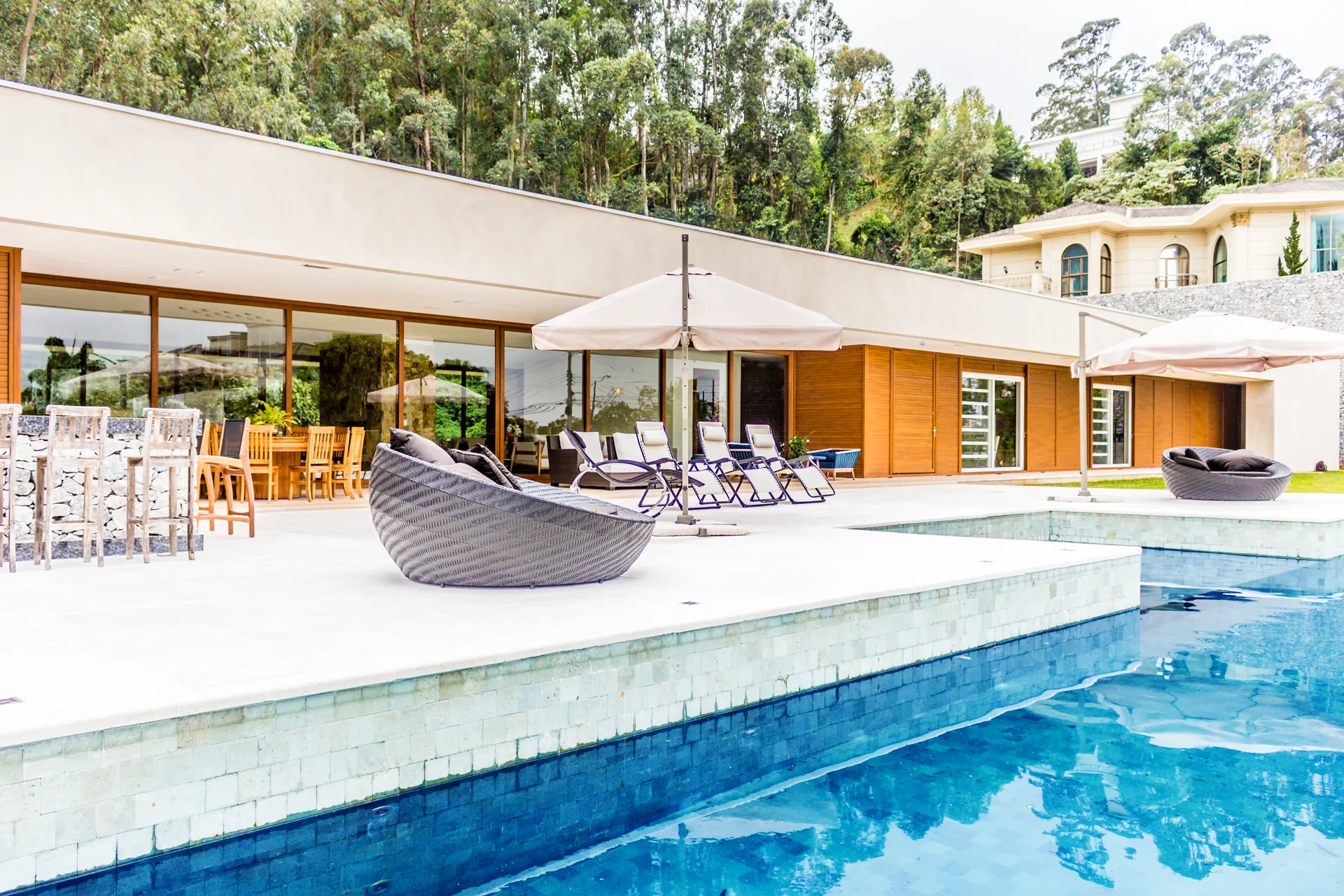 Casa em Barueri projetada pela Eliana Berardo Arquitetura